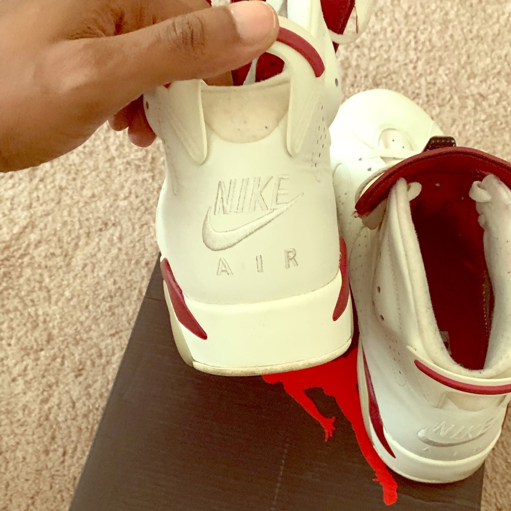 Air Jordan Retro 6